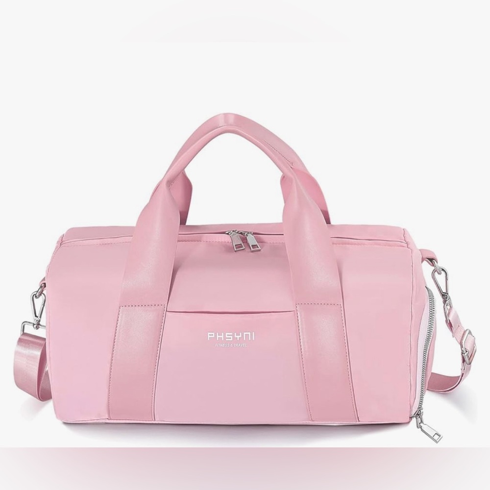 NWT Pink Women’s Weekend Duffle Bag